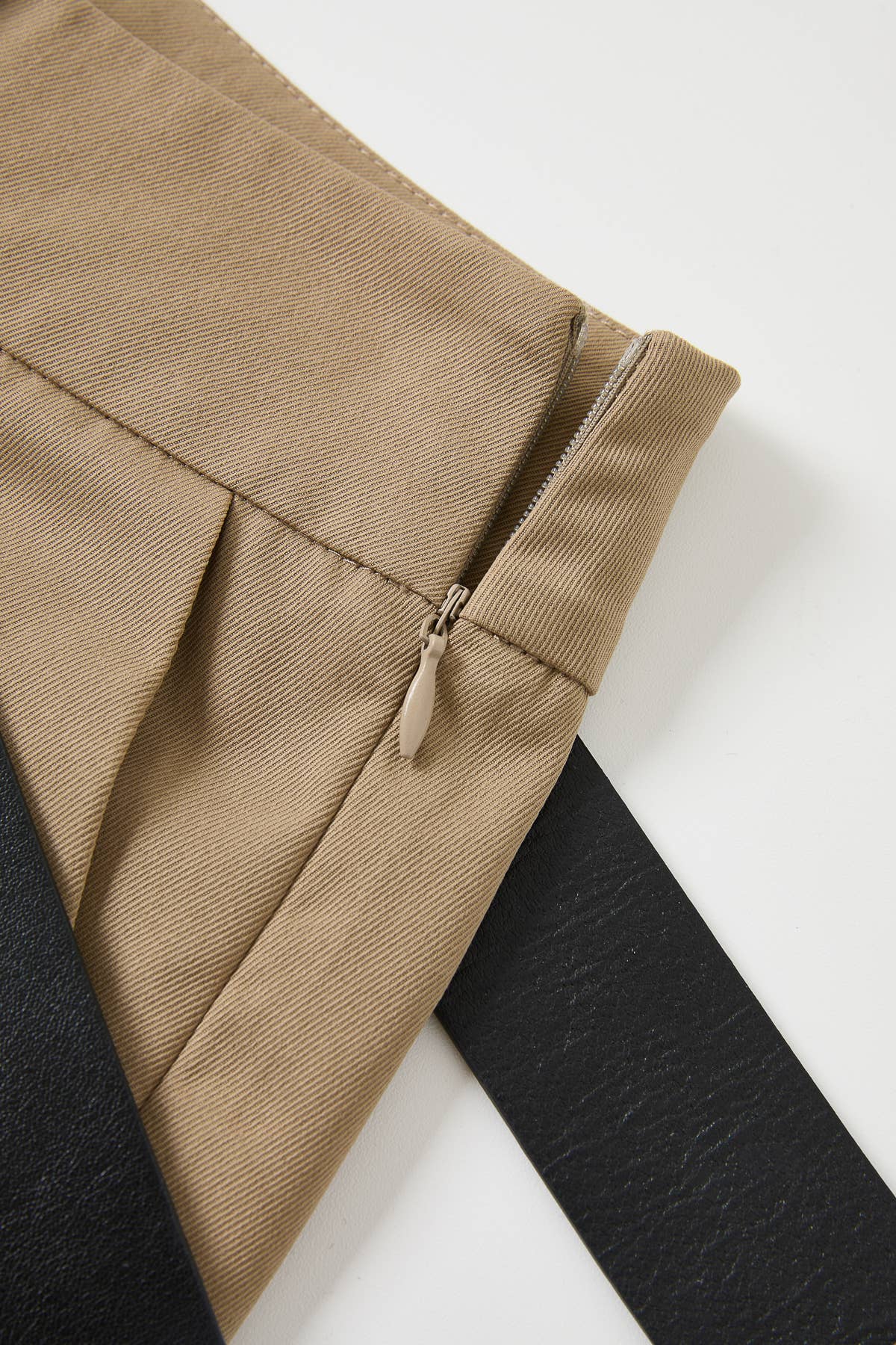 Woven Asymmetrical Pleated Pants with  Belt